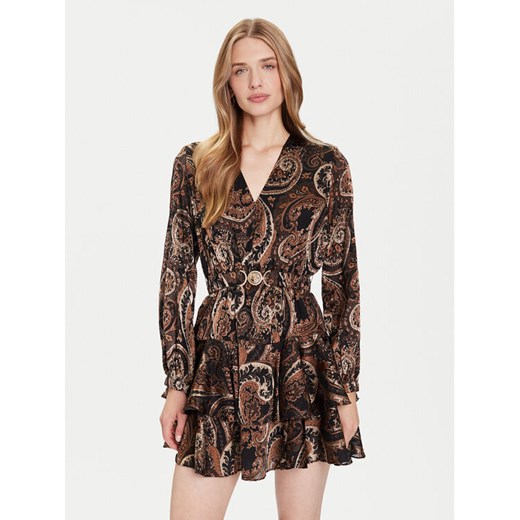 Guess Sukienka codzienna W5BK53 W2770 Brązowy Regular Fit ze sklepu MODIVO w kategorii Sukienki - zdjęcie 186484217