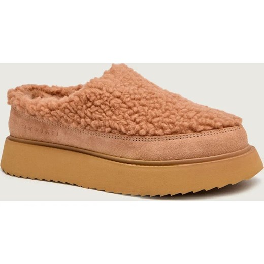 INUIKII Śniegowce CURLY MICRO | shearling | z dodatkiem skóry - id: IN255W000001001 - marki Inuikii - 186490177 INUIKII Śniegowce CURLY MICRO | shearling | z dodatkiem skóry ze sklepu Gomez Fashion Store w kategorii Śniegowce damskie - zdjęcie 186490177