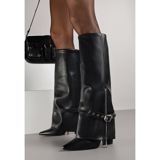 Czarne Kozaki na Słupku z Cholewką Imitującą Nogawkę z Klamerką i Suwakiem Fenneia ze sklepu born2be.pl w kategorii Kozaki damskie - zdjęcie 186510479