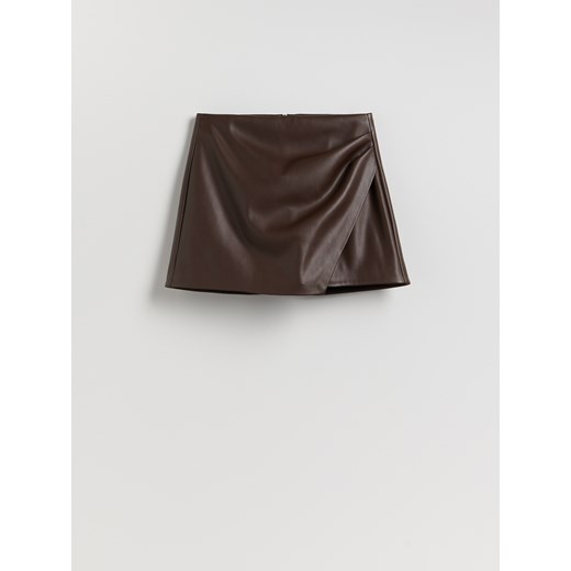 Reserved - Spódnico-szorty z imitacji skóry - ciemnobrązowy ze sklepu Reserved w kategorii Spódnice - zdjęcie 186511816