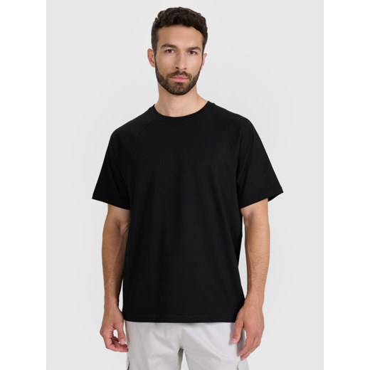 Męski t-shirt oversize 4F 4FWAW25TTSHM2360 - czarny ze sklepu Sportstylestory.com w kategorii T-shirty męskie - zdjęcie 186512355