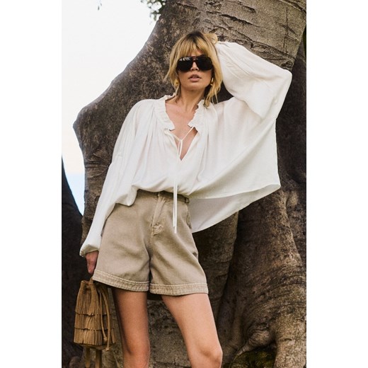 BLUZKA DAMSKA AVA OVERSIZE WHITE ze sklepu Jemiol w kategorii Bluzki damskie - zdjęcie 186537598