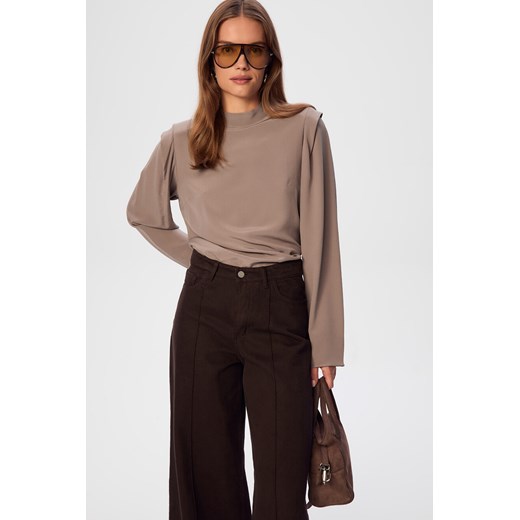 BLUZKA DAMSKA SABINE BEIGE ze sklepu Jemiol w kategorii Bluzki damskie - zdjęcie 186539217