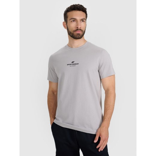 Męski t-shirt z nadrukiem 4F 4FWAW25TTSHM2961 - szary ze sklepu Sportstylestory.com w kategorii T-shirty męskie - zdjęcie 186540476
