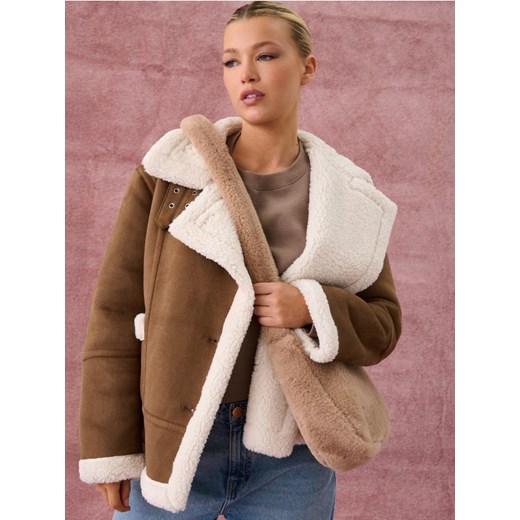 Sinsay - Torebka hobo na ramię - beżowy - id: 572EK-08X - marki Sinsay - 186544925 Sinsay - Torebka hobo na ramię - beżowy ze sklepu Sinsay w kategorii Listonoszki - zdjęcie 186544925