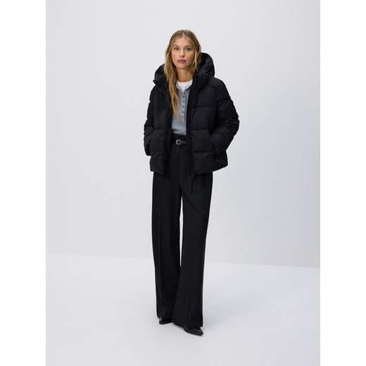Reserved - Pikowana kurtka z kapturem - czarny - id: 681AY-99X - marki Reserved - 186549979 Reserved - Pikowana kurtka z kapturem - czarny ze sklepu Reserved w kategorii Kurtki damskie - zdjęcie 186549979