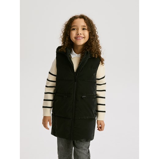 Reserved - Pikowana kamizelka z połyskiem - czarny ze sklepu Reserved w kategorii Kamizelki damskie - zdjęcie 186554885