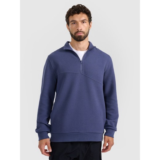 Męska bluza dresowa bez kaptura 4F 4FWAW25TSWSM1930 - granatowa ze sklepu Sportstylestory.com w kategorii Bluzy męskie - zdjęcie 186558339