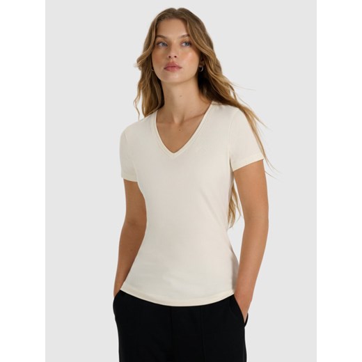 Damski t-shirt slim basic 4F 4FWAW25TTSHF2969 - beżowy ze sklepu Sportstylestory.com w kategorii Bluzki damskie - zdjęcie 186558369
