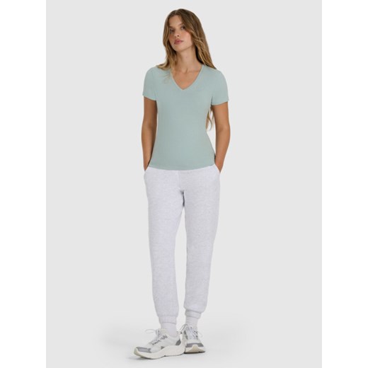 Damski t-shirt slim basic 4F 4FWAW25TTSHF2969 - zielony ze sklepu Sportstylestory.com w kategorii Bluzki damskie - zdjęcie 186558395