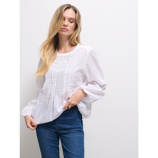 Mohito - Bawełniana bluzka - biały ze sklepu Mohito w kategorii Bluzki damskie - zdjęcie 186570727
