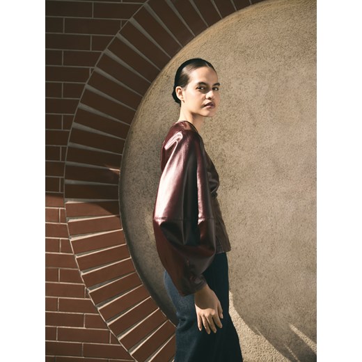 Reserved - Bluzka z imitacji skóry - bordowy ze sklepu Reserved w kategorii Bluzki damskie - zdjęcie 186573609