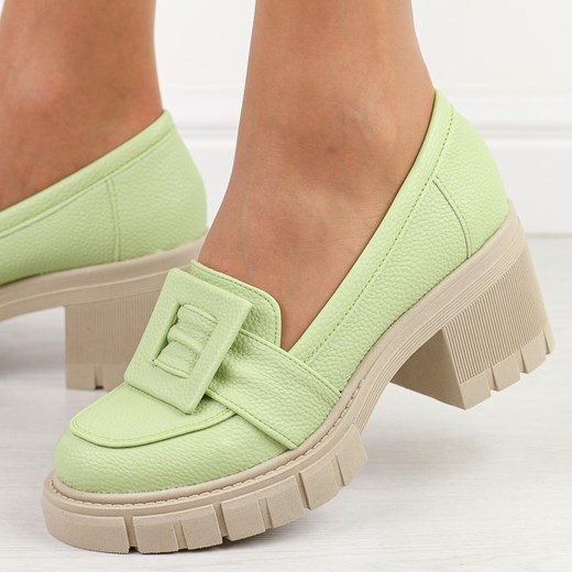 Pistacjowe groch Polskie półbuty damskie na obcasie Deoni D308 ze sklepu suzana.pl w kategorii Mokasyny damskie - zdjęcie 186589249