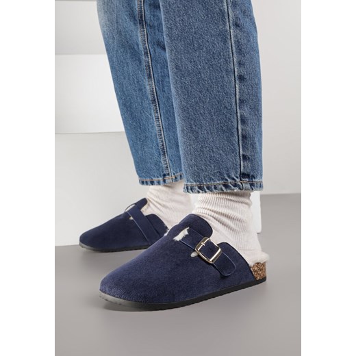 Granatowe Płaskie Kapcie z Futerkiem Paskiem i Klamrą Lorninnia 39 born2be.pl