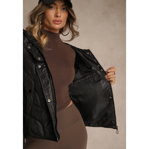 Czarna Kurtka Przejściowa z Kapturem w Oryginalne Pikowane Przeszycia Arivitta Renee M renee.pl