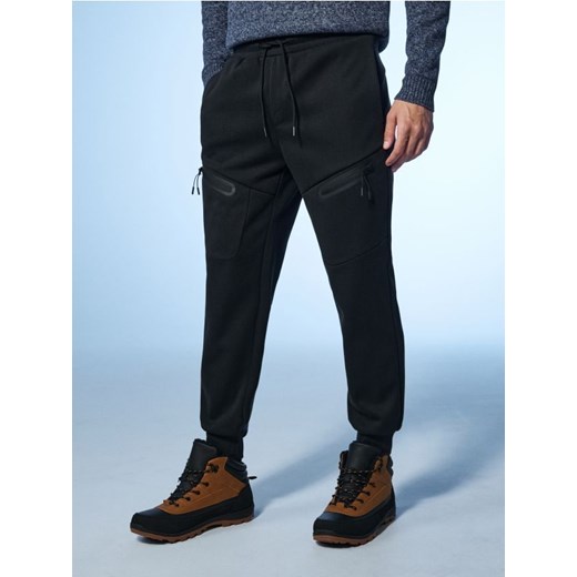 Sinsay - Spodnie dresowe jogger - czarny ze sklepu Sinsay w kategorii Spodnie męskie - zdjęcie 186592187