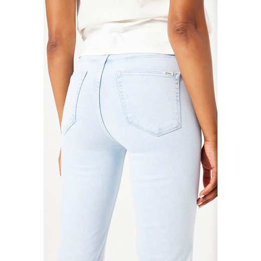 Garcia Dżinsy - Flared fit - w kolorze błękitnym Garcia W33 Limango Polska promocyjna cena