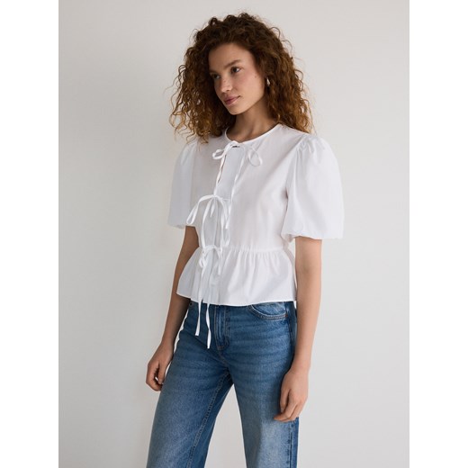 Reserved - Bluzka z wiązaniem - biały ze sklepu Reserved w kategorii Bluzki damskie - zdjęcie 186634798