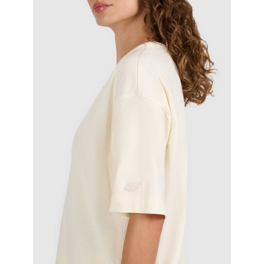 Damski t-shirt oversize 4F 4FWAW25TTSHF2350 - beżowy L Sportstylestory.com