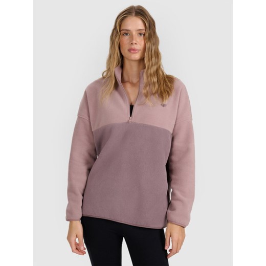 Damski polar ze stójką 4F 4FWAW25TFLEF421 - beżowy ze sklepu Sportstylestory.com w kategorii Bluzy damskie - zdjęcie 186641019