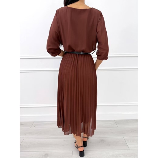 Czekoladowa Plisowana Sukienka z Paskiem Modnakiecka.pl 40 ModnaKiecka.pl