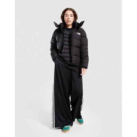 ADIDAS T-SHIRT STRIPED SS TEE ze sklepu JD Sports  w kategorii Bluzki damskie - zdjęcie 186659567