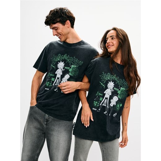 Sinsay - Bawełniana koszulka comfort z nadrukiem Rick & Morty - czarny ze sklepu Sinsay w kategorii T-shirty męskie - zdjęcie 186669227