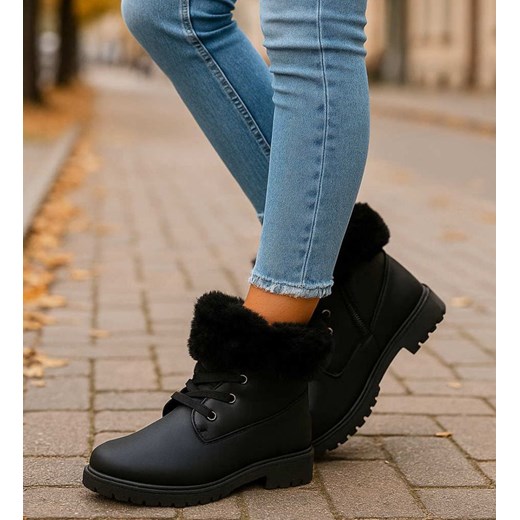 Czarne dziewczęce trapery z futerkiem /D9-2 12735 T492 +H2/ ze sklepu Pantofelek24.pl w kategorii Buty zimowe dziecięce - zdjęcie 186669246