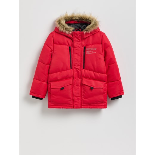 Reserved - Ocieplana kurtka z kapturem - czerwony ze sklepu Reserved w kategorii Kurtki chłopięce - zdjęcie 186673497