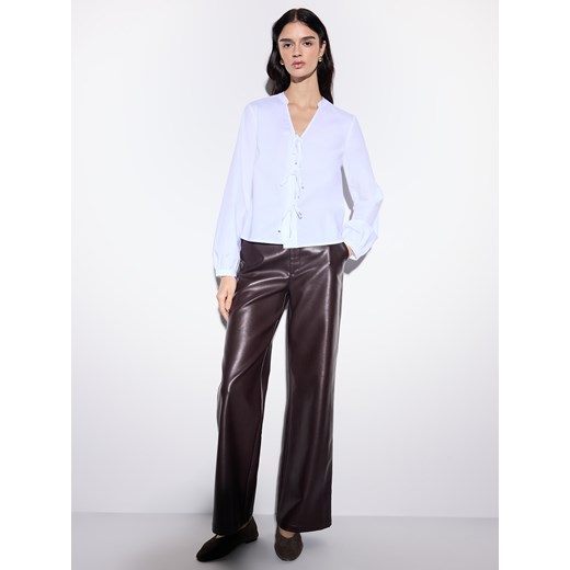 Mohito - Bluzka z wiązaniami z przodu - biały Mohito 34 Mohito