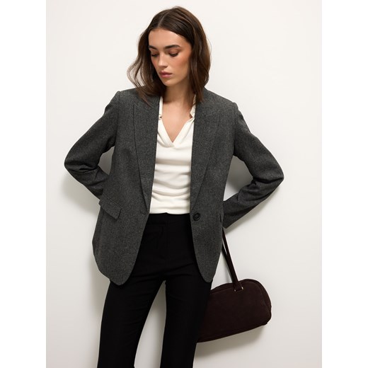 Mohito - Marynarka z wełną - szary - id: 849FG-90M - marki Mohito - 186677147 Mohito - Marynarka z wełną - szary ze sklepu Mohito w kategorii Marynarki damskie - zdjęcie 186677147