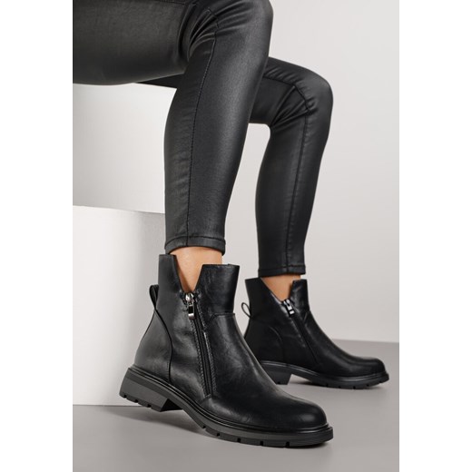 Czarne Asymetryczne Botki Zdobione Suwakiem i Wycięciami w Cholewce Balles ze sklepu born2be.pl w kategorii Botki - zdjęcie 186677398