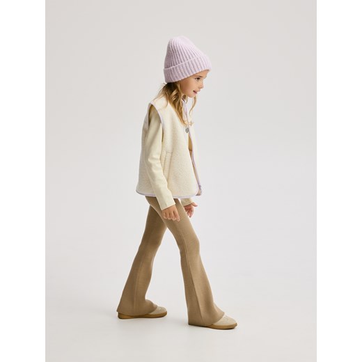 Reserved - Legginsy flare - beżowy - id: 795FH-08X - marki Reserved - 186681809 Reserved - Legginsy flare - beżowy ze sklepu Reserved w kategorii Spodnie dziewczęce - zdjęcie 186681809