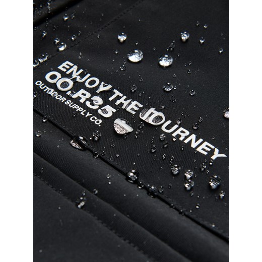 Reserved - Ocieplana kurtka z kapturem - czarny ze sklepu Reserved w kategorii Kurtki chłopięce - zdjęcie 186681887