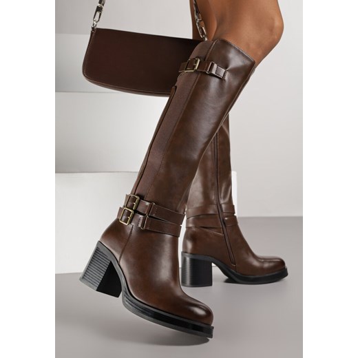 Brązowe Kozaki na Słupkowym Obcasie ze Sprzączkami i Elastycznym Panelem Unazza ze sklepu renee.pl w kategorii Kozaki damskie - zdjęcie 186694569