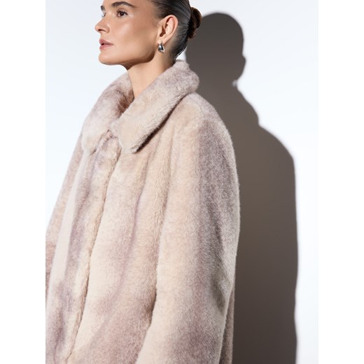 Mohito - Sztuczne futro oversize - kremowy Mohito 32 Mohito