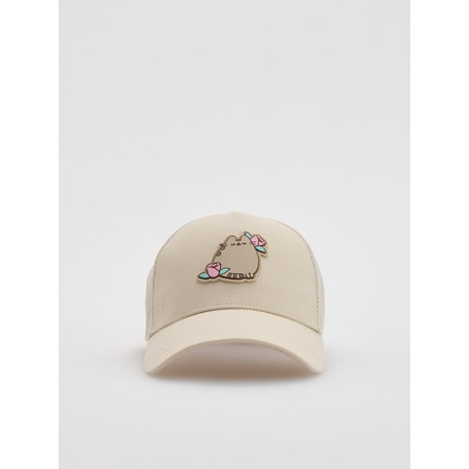 Reserved - Czapka z daszkiem Pusheen - beżowy ze sklepu Reserved w kategorii Czapki dziecięce - zdjęcie 186701198