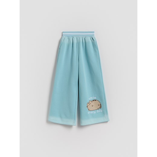 Reserved - Szerokie spodnie Pusheen - jasnoniebieski ze sklepu Reserved w kategorii Spodnie dziewczęce - zdjęcie 186701835