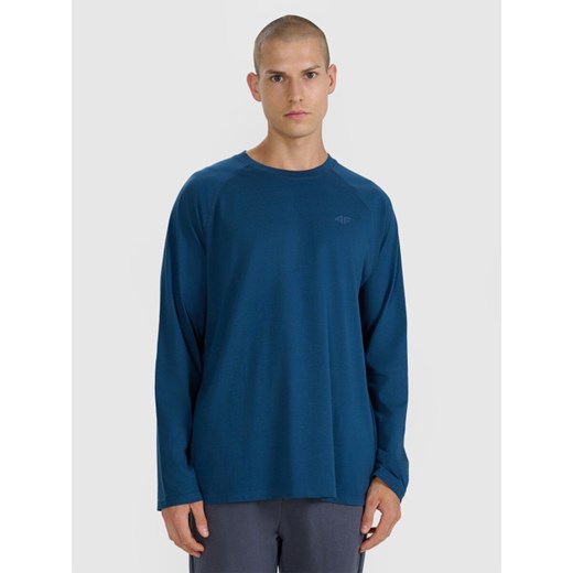 Męski longsleeve basic 4F 4FWAW25TLONM474 - granatowy ze sklepu Sportstylestory.com w kategorii T-shirty męskie - zdjęcie 186703279