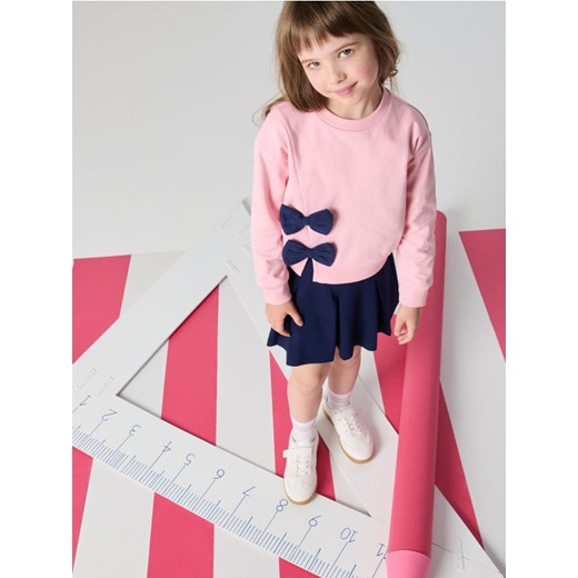 Sinsay - Bluza crewneck z ozdobnymi kokardkami - różowy - id: 3272J-38X - marki Sinsay - 186704938 Sinsay - Bluza crewneck z ozdobnymi kokardkami - różowy ze sklepu Sinsay w kategorii Bluzy dziewczęce - zdjęcie 186704938