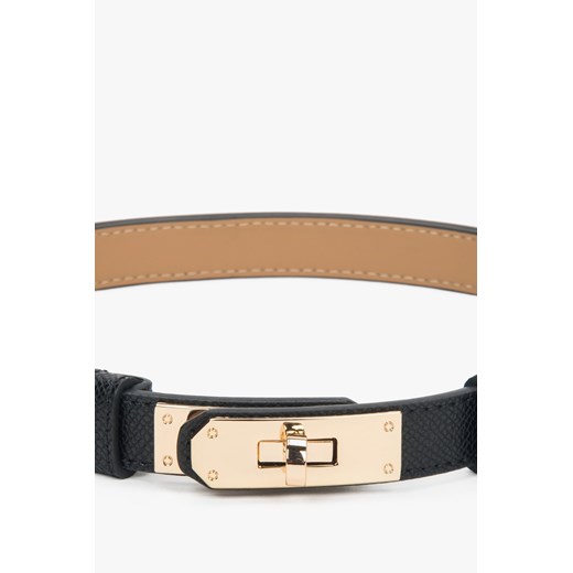 Estro: Czarny skórzany pasek damski ze złotą sprzączką Estro One Size Estro