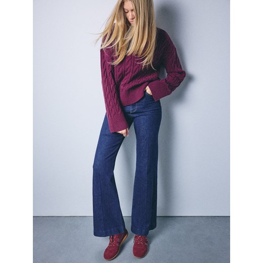 Mohito - Skórzane bordowe sneakersy - kasztanowy ze sklepu Mohito w kategorii Buty sportowe damskie - zdjęcie 186714158