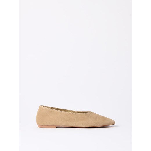 Mohito - Skórzane beżowe baleriny - beżowy ze sklepu Mohito w kategorii Balerinki - zdjęcie 186714167
