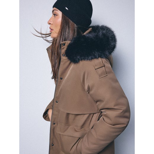 Mohito - Wełniana czarna czapka - czarny ze sklepu Mohito w kategorii Czapki zimowe damskie - zdjęcie 186714196