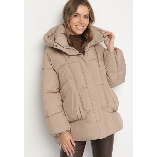 Beżowa Pikowana Kurtka o Kroju Oversize z Kapturem Galandia L born2be.pl