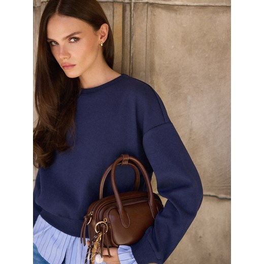 Mohito - Torebka z brelokiem - ciemnobrązowy - id: 929GD-89X - marki Mohito - 186717125 Mohito - Torebka z brelokiem - ciemnobrązowy ze sklepu Mohito w kategorii Kuferki - zdjęcie 186717125