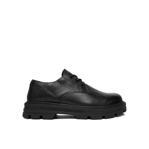 Półbuty Guess FMFGAR LEA13 Czarny - id: 0000305475282 - marki Guess - 186718106 Półbuty Guess FMFGAR LEA13 Czarny ze sklepu eobuwie.pl w kategorii Półbuty męskie - zdjęcie 186718106