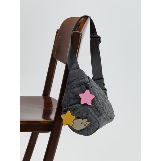 Reserved - Saszetka Pusheen - ciemnoszary ze sklepu Reserved w kategorii Nerki - zdjęcie 186734447