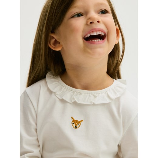 Reserved - Koszulka z falbanką przy dekolcie - złamana biel ze sklepu Reserved w kategorii Bluzki dziewczęce - zdjęcie 186737085