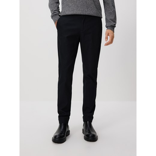 Reserved - Spodnie chino slim fit - czarny ze sklepu Reserved w kategorii Spodnie męskie - zdjęcie 186737297
